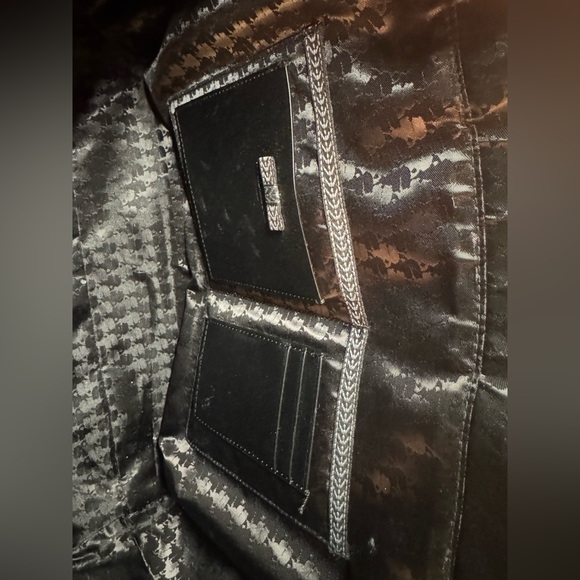 Karl Lagerfeld Black and White Signature Tote - Picture 4 of 8